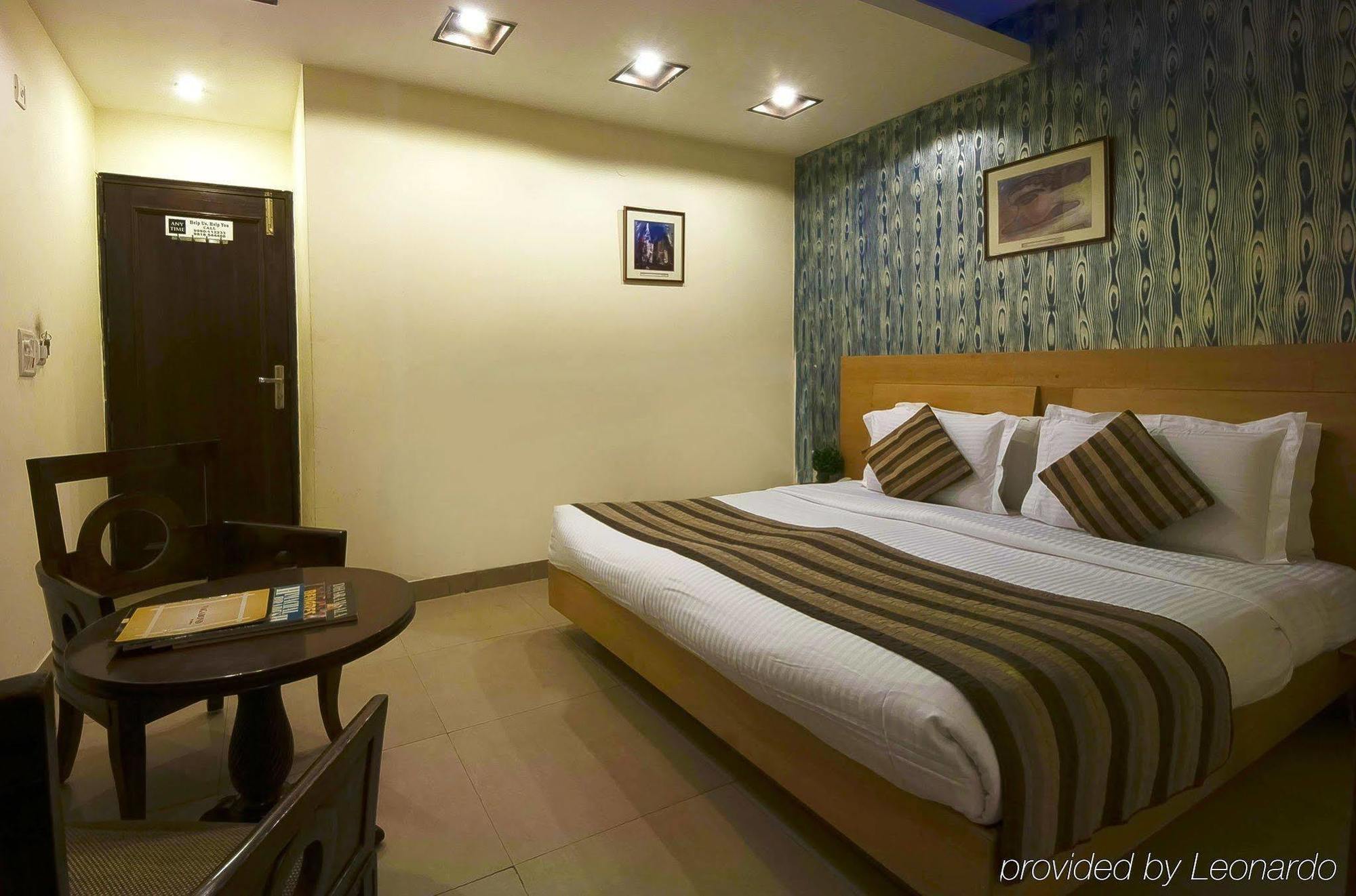 Hotel Maya 'New Delhi' Exterior photo